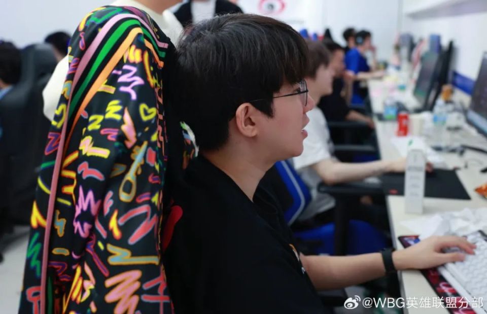 Karsa重要时刻战术调整，瑞士队带队取胜！